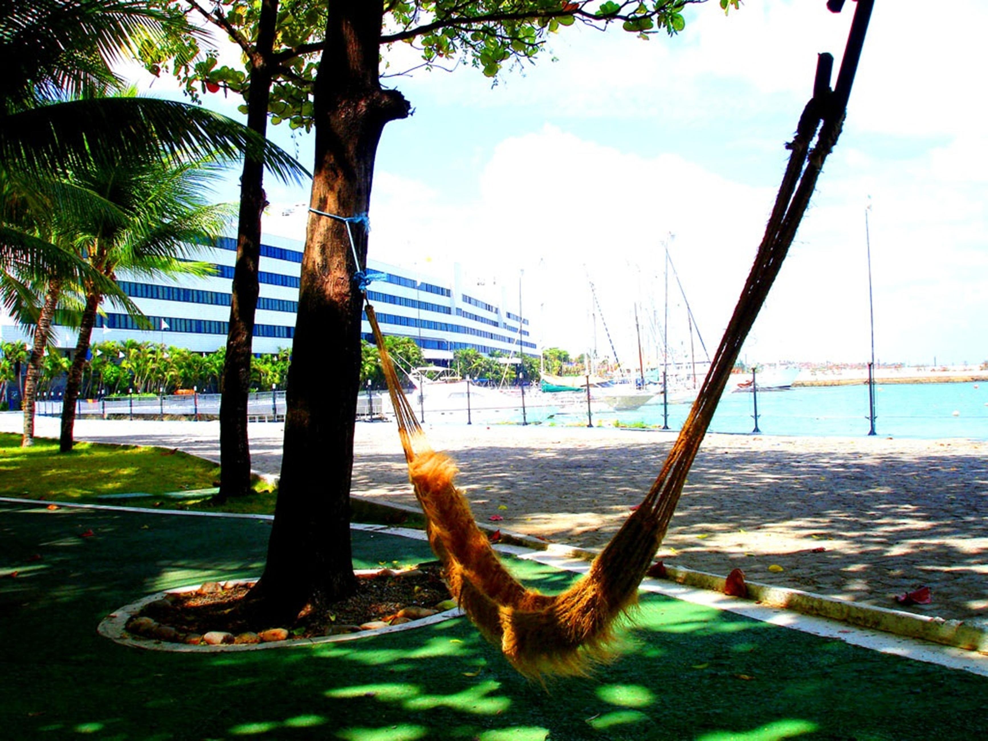 פורטאלזה Marina Park Hotel מראה חיצוני תמונה The anchor of the USS Maine
