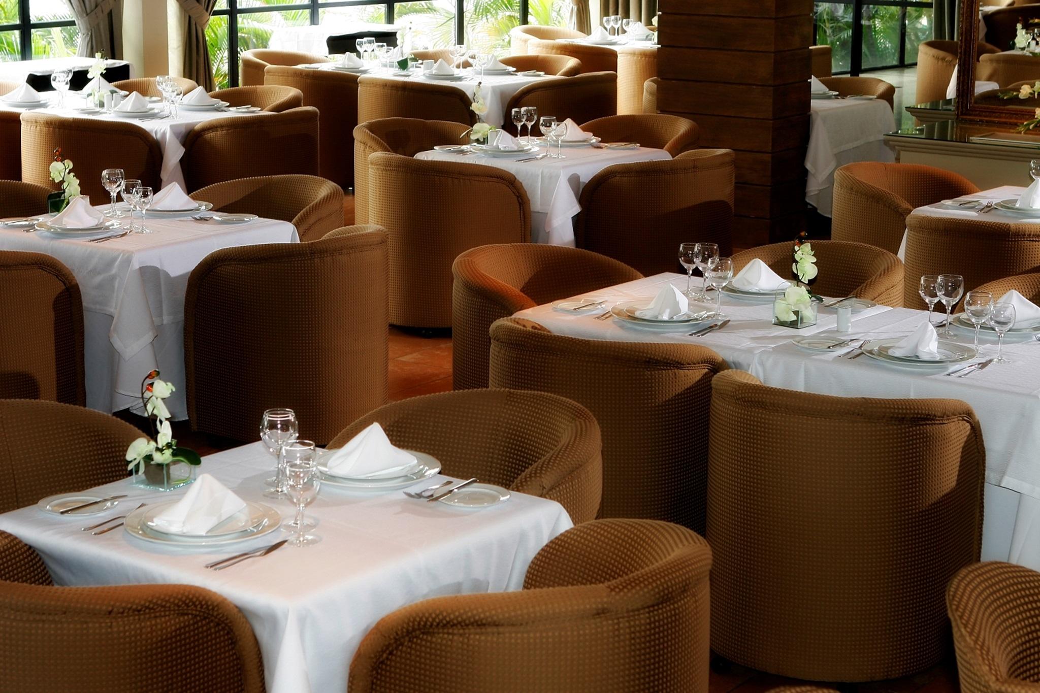 פורטאלזה Marina Park Hotel מראה חיצוני תמונה Restaurant