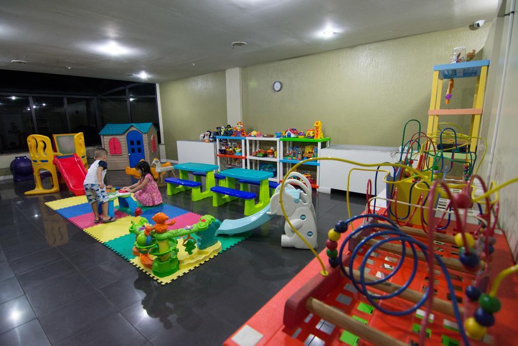פורטאלזה Marina Park Hotel מראה חיצוני תמונה A playroom at a hospital in Thailand